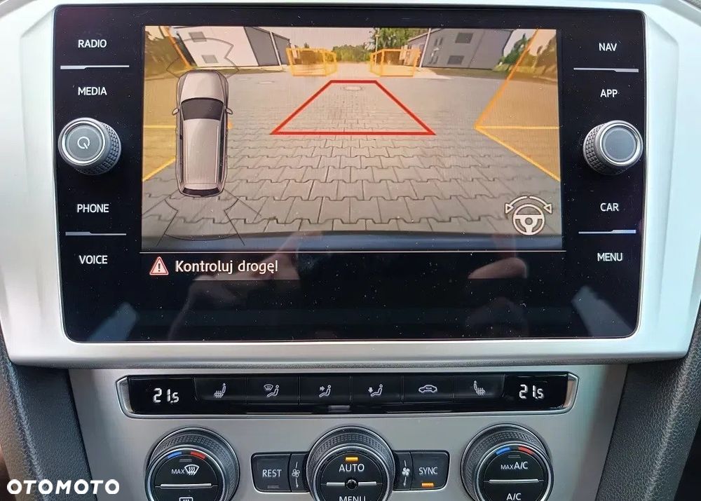 Volkswagen Passat - 7