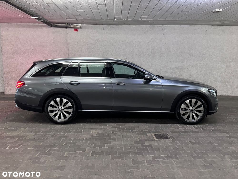 Mercedes-Benz Klasa E 220 d 4-Matic All-Terrain - 6