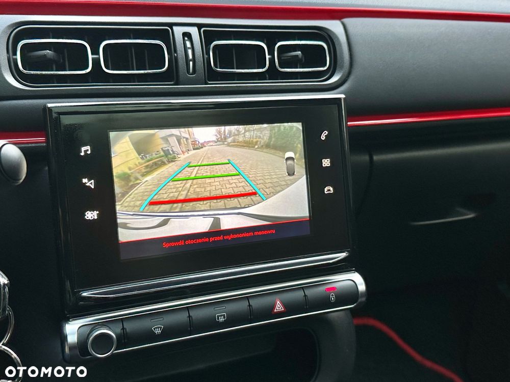 Citroën C3 1.2 PureTech Exclusive - 21