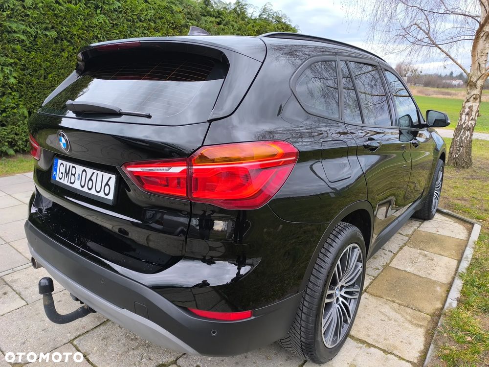 BMW X1 xDrive20d Advantage - 16
