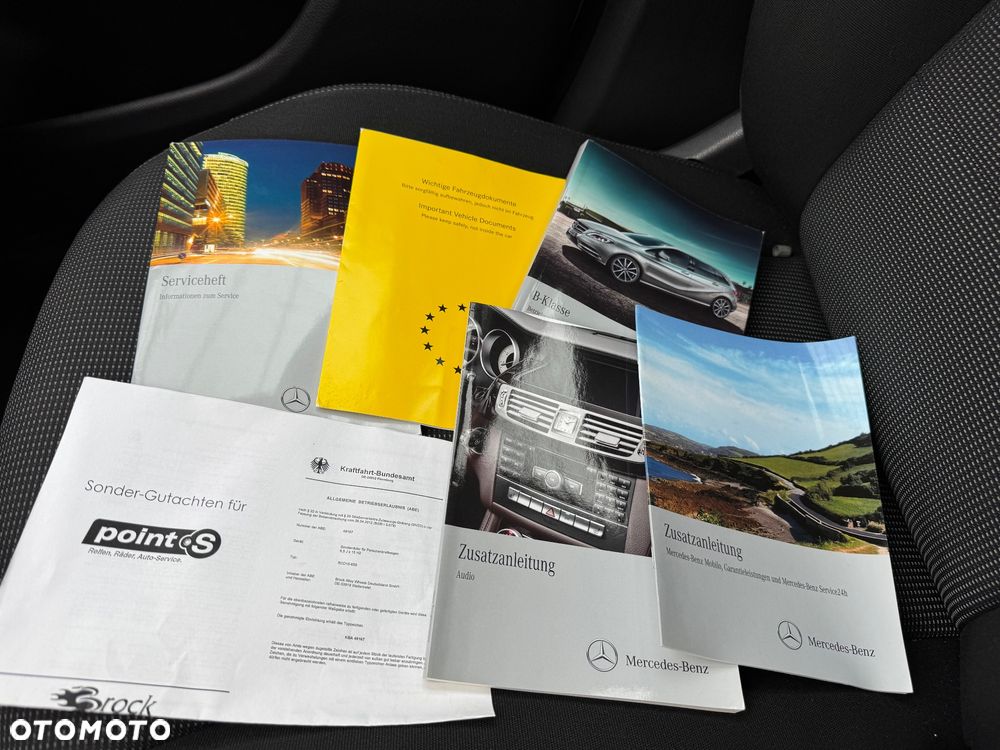 Mercedes-Benz Klasa B 180 BlueEFFICIENCY Edition Style - 28