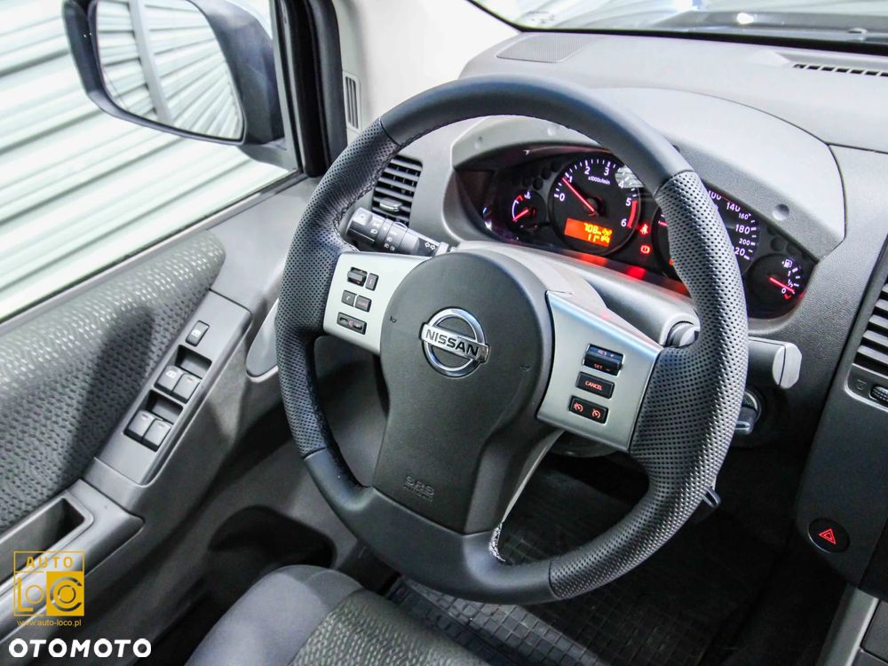 Nissan Navara 2.5 D LE Long EU5 - 20