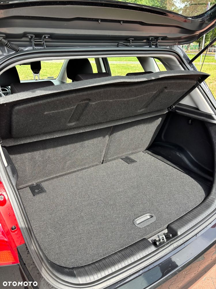 Kia Venga 1.6 M - 22