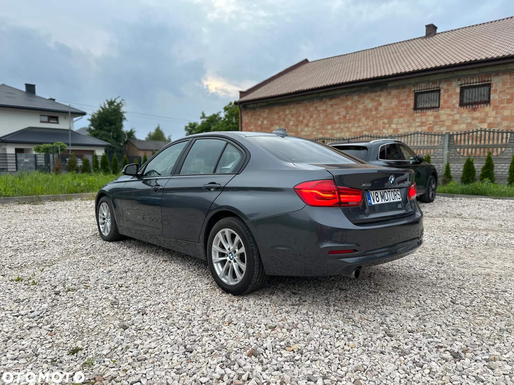 BMW Seria 3 320i - 10