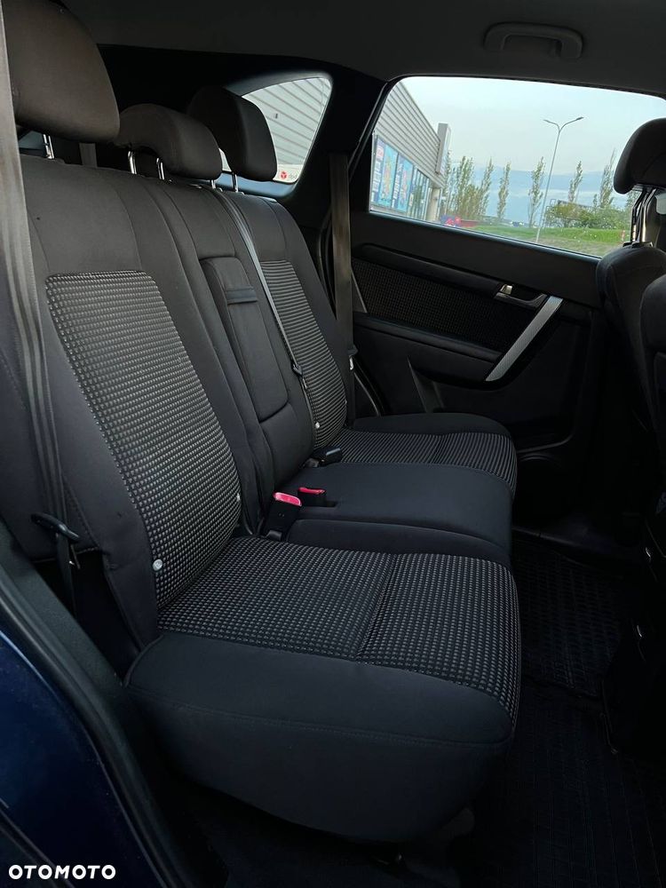 Chevrolet Captiva - 25