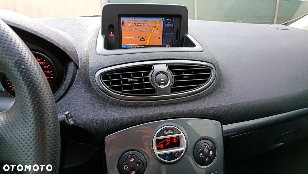 Renault Clio 2.0 16V Sport - 23