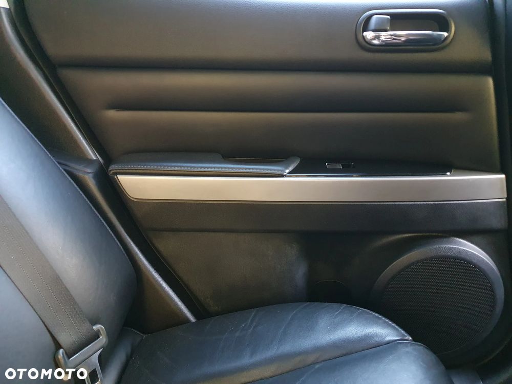 Mazda CX-7 2.2 CD Exclusive + - 22