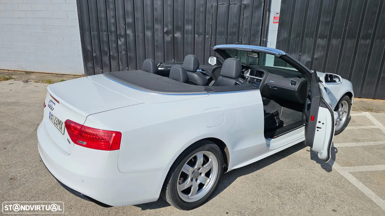 Audi A5 Cabrio 2.0 TDi quattro S-line - 23
