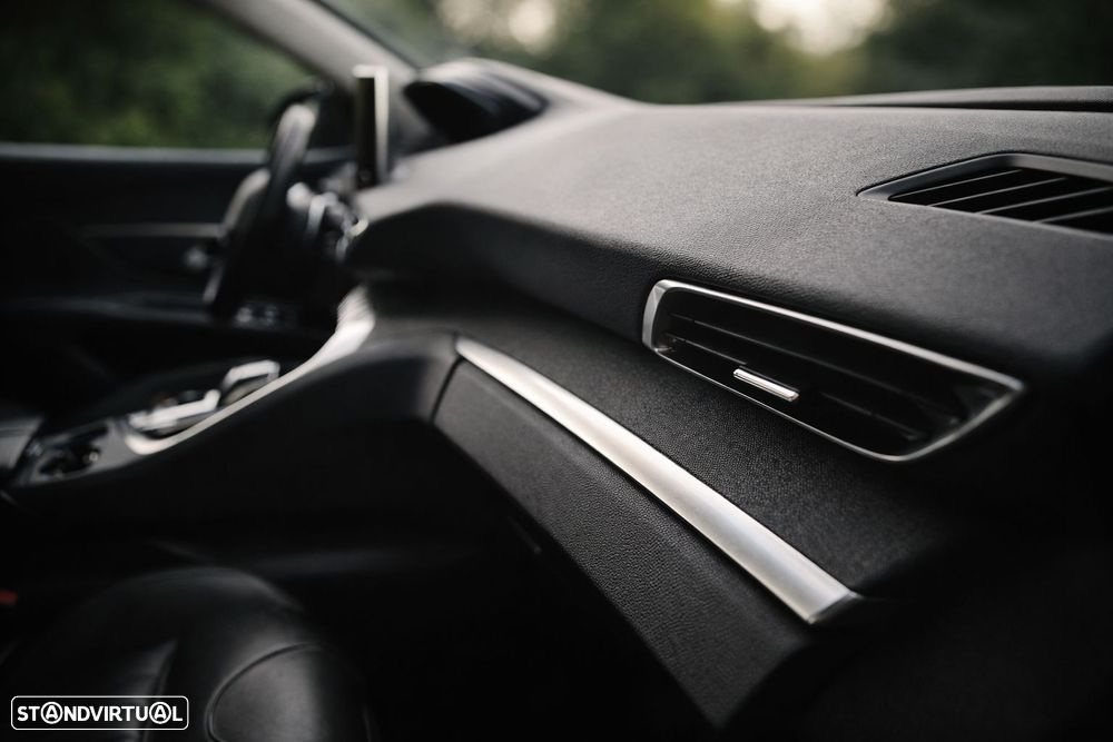 Peugeot 3008 1.6 BlueHDi GT Line EAT6 - 27