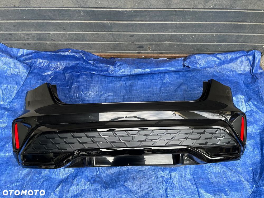 ZDERZAK TYŁ AUDI A3 8Y SEDAN s line PDC LY9T do założenia - 1