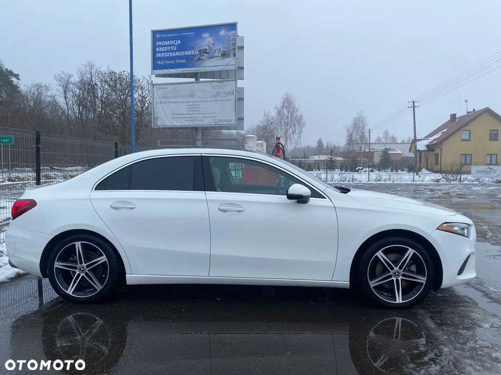 Mercedes-Benz Klasa A 220 4Matic 7G-DCT AMG Line - 4