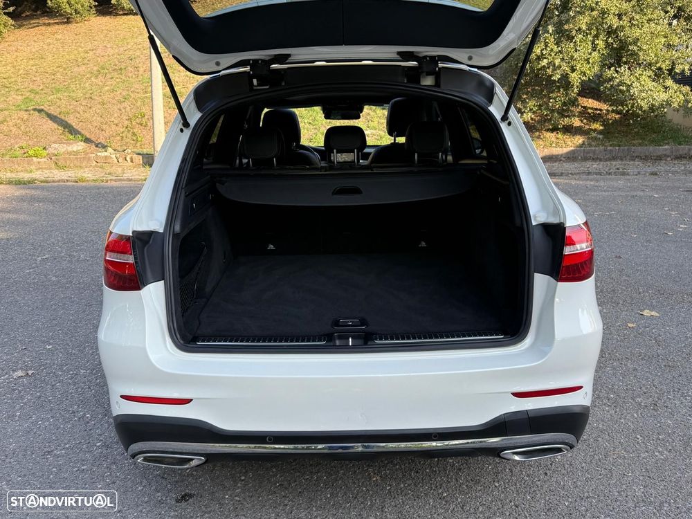 Mercedes-Benz GLC 220 d Coupe 4Matic 9G-TRONIC AMG Line - 10