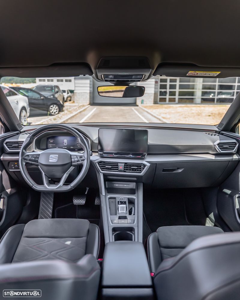 SEAT Leon ST 1.5 e-Hybrid DSG FR Black Edition - 15