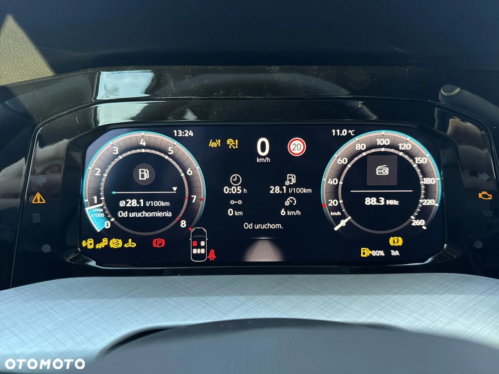 Volkswagen Golf Variant - 13