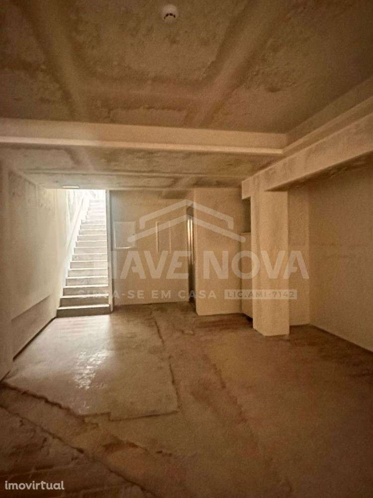 Arrendamento de Espaço comercial na Rua Formosa - Porto - Grande imagem: 5/10