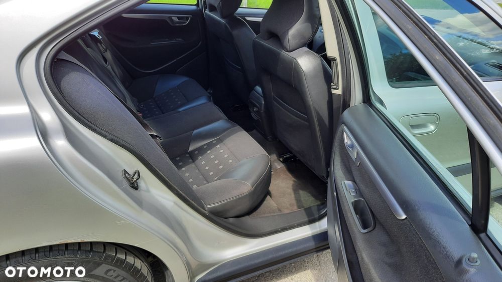 Volvo S60 - 8
