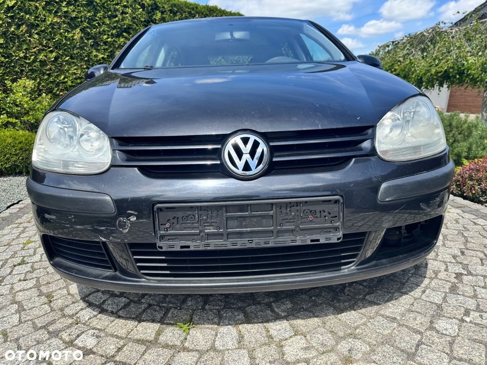Volkswagen Golf - 8