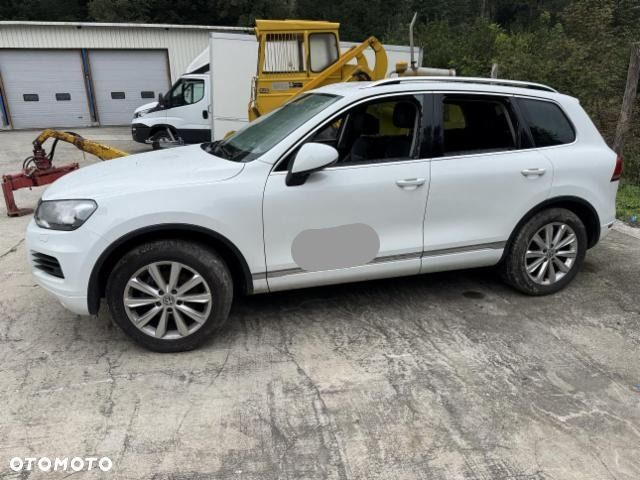 Volkswagen Touareg 3.0 V6 TDI Blue Motion DPF Automatik - 2