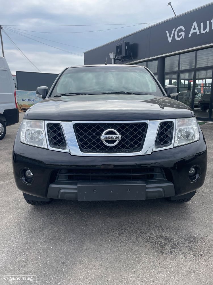 Nissan Navara 2.5 dCi CD LE 4WD - 2