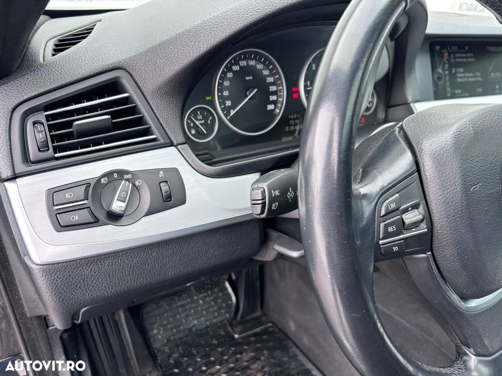 BMW Seria 5 ver-520d-aut- - 19
