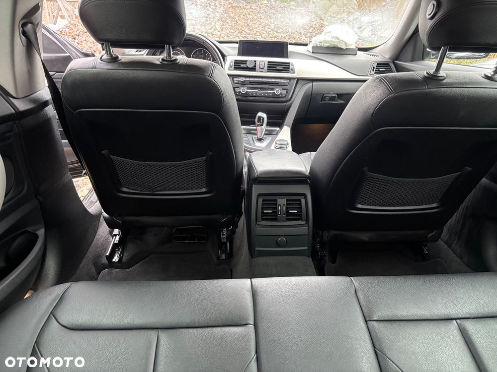 BMW 3GT 320d Sport Line - 25