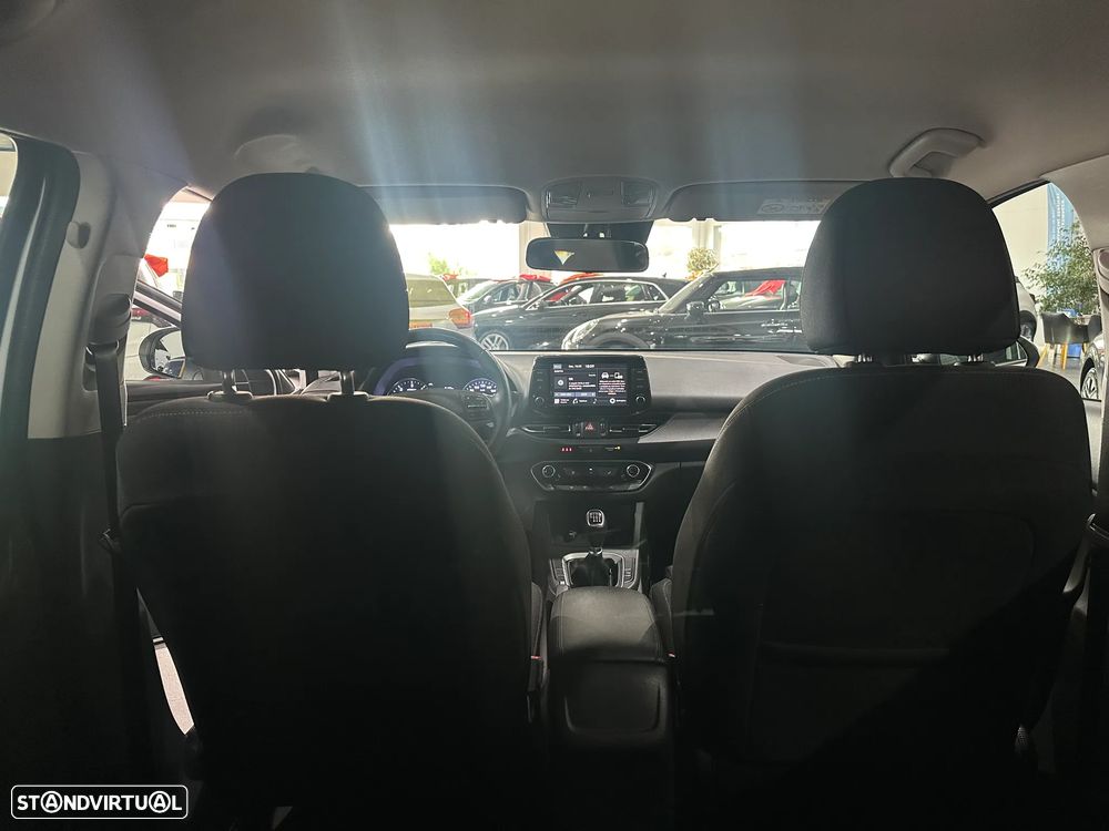 Hyundai i30 1.6 CRDI STyle - 3