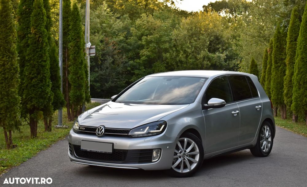 Volkswagen Golf 2.0 TDI DPF GTD - 2