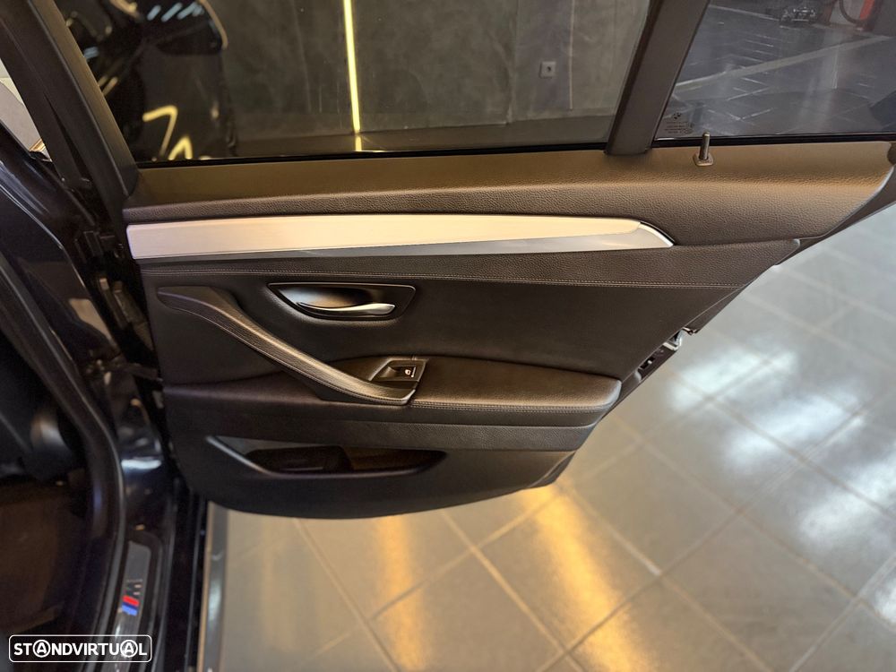 BMW 520 d Aut. Special Edition - 22