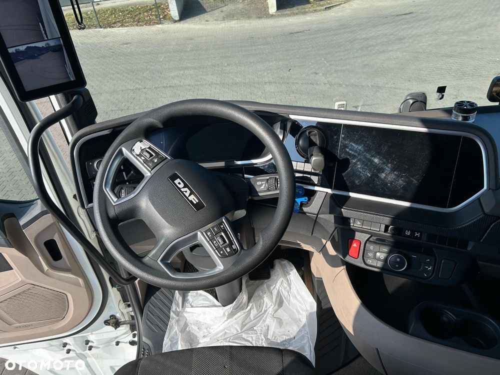 DAF XG - 15