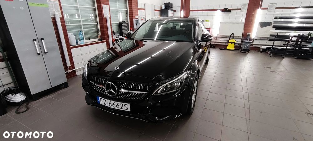 Mercedes-Benz Klasa C 180 9G-TRONIC - 26