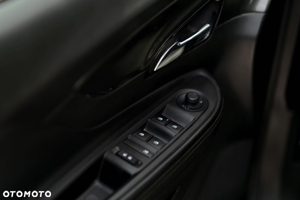 Kia Ceed 1.5 T-GDI Business Line Plus - 30