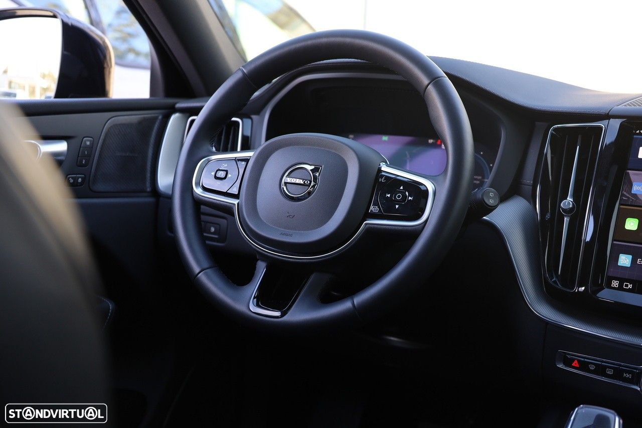 Volvo XC 60 2.0 T6 PHEV Ultimate Dark AWD - 15