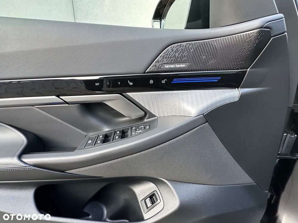 BMW Seria 5 540d xDrive mHEV M Sport Edition - 34