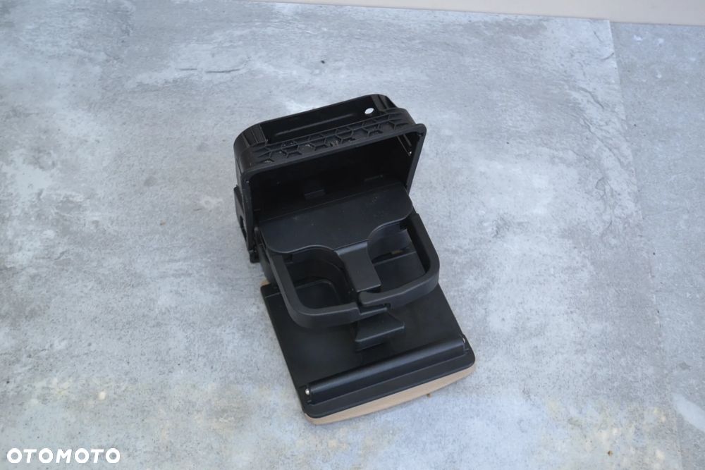 VW GOLF V JETTA UCHWYT KUBKA TYŁ TYLNY CUPHOLDER BEŻOWY 1K0862533D - 1