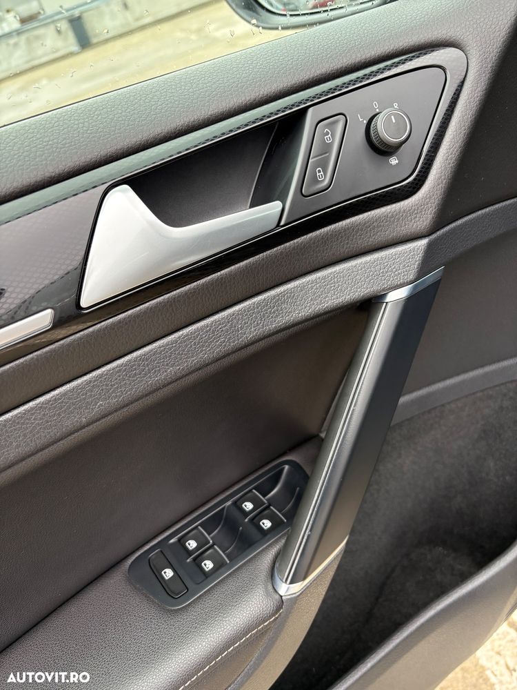 Volkswagen Golf 2.0 TDI (BlueMotion Technology) Comfortline - 31