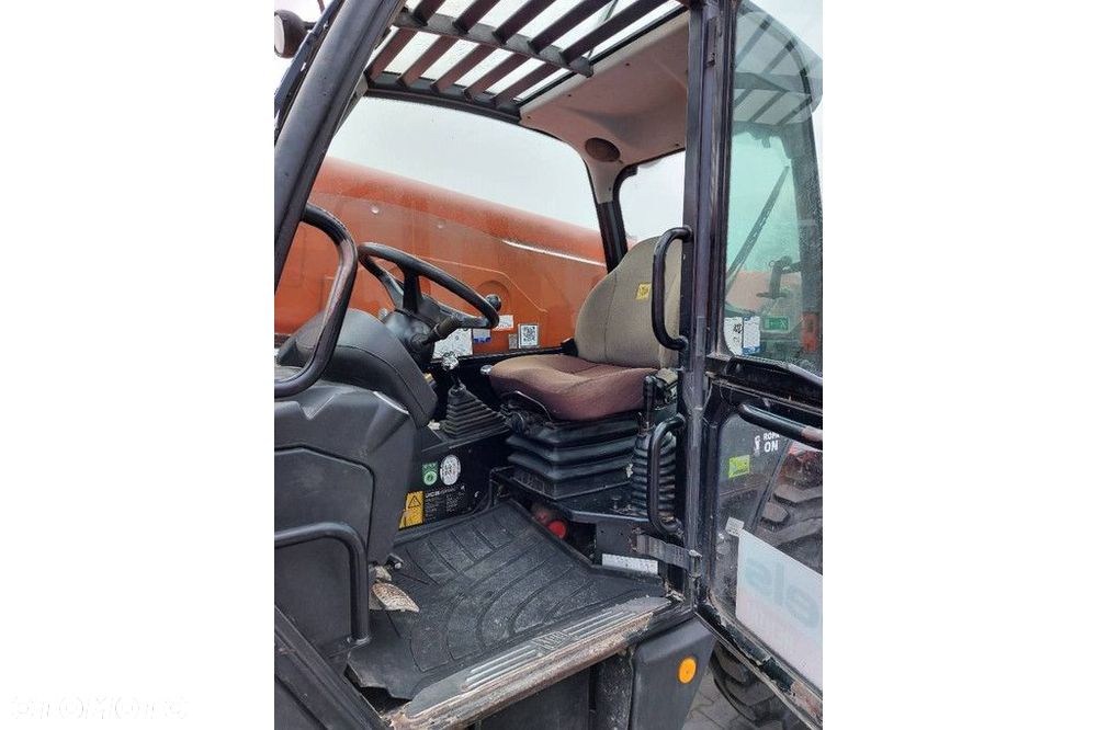 JCB 540-140 S&S T4i - 7