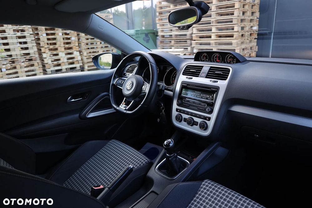 Volkswagen Scirocco 1.4 TSI BMT Perfectline - 15