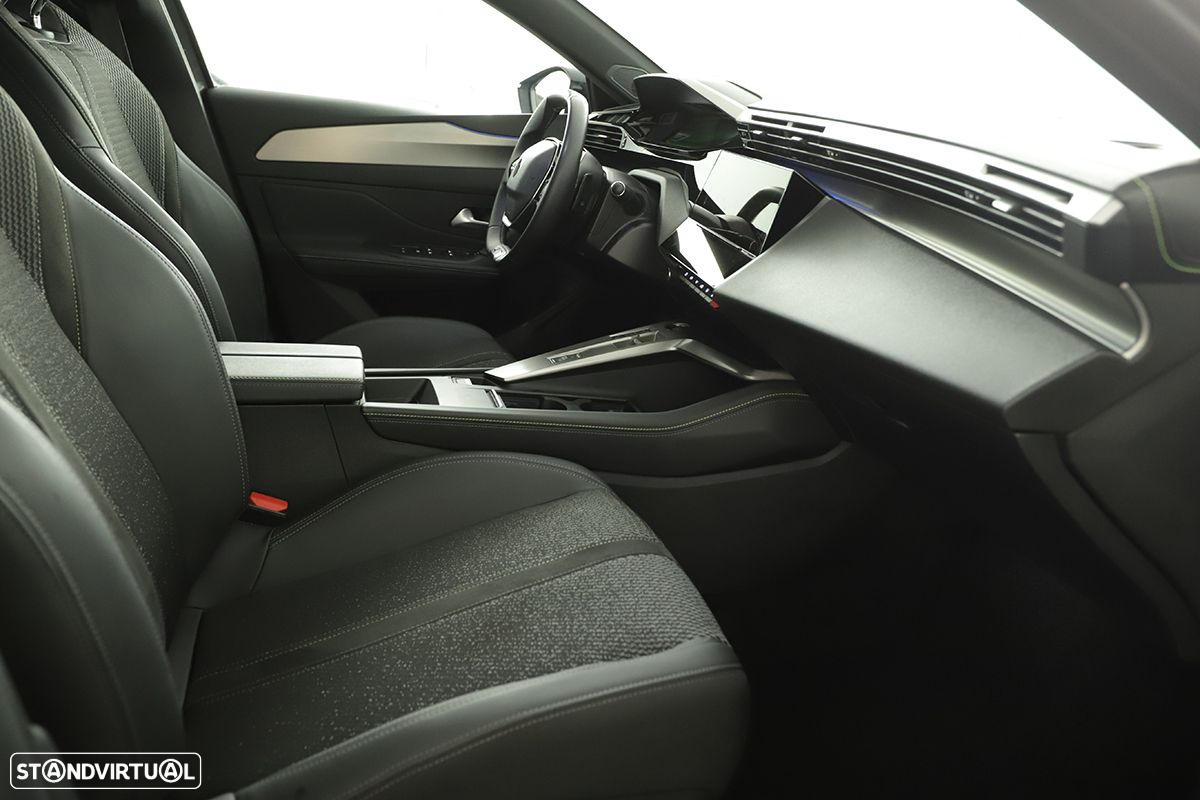 Peugeot 308 SW 1.2 PureTech GT EAT8 - 20