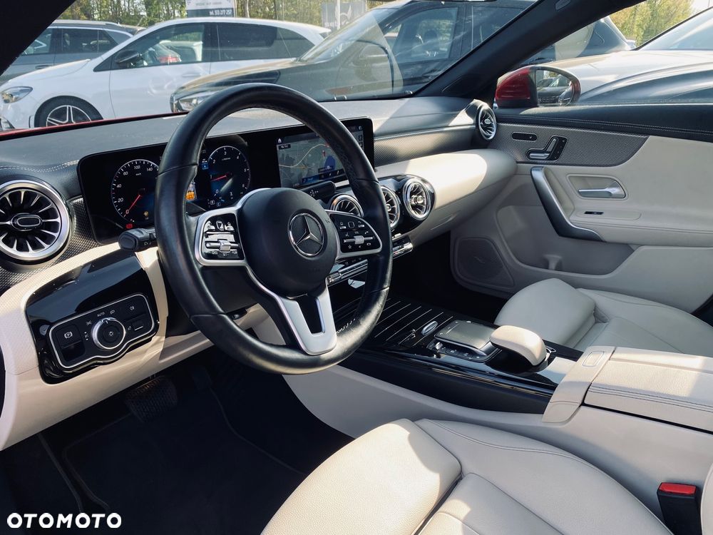 Mercedes-Benz CLA 200 d 8G-DCT Special Edition - 33
