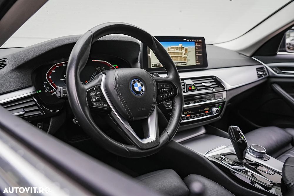 BMW Seria 5 530e AT PHEV - 9