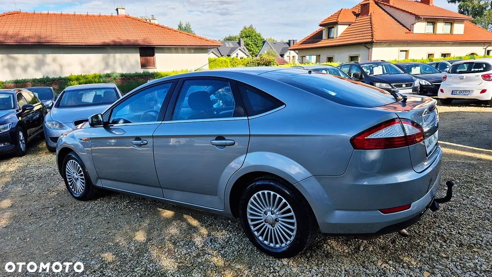 Ford Mondeo 2.0 FF Ghia - 17