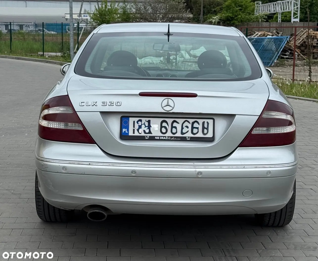 Mercedes-Benz CLK 320 - 6