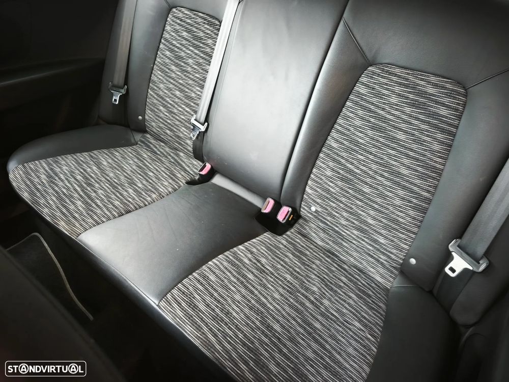 Kia Ceed S Coupé 1.4 CVVT EX - 20