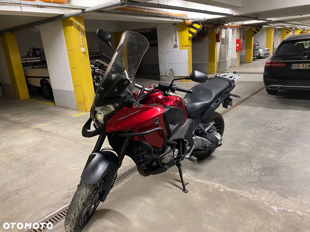 Honda VFR - 4