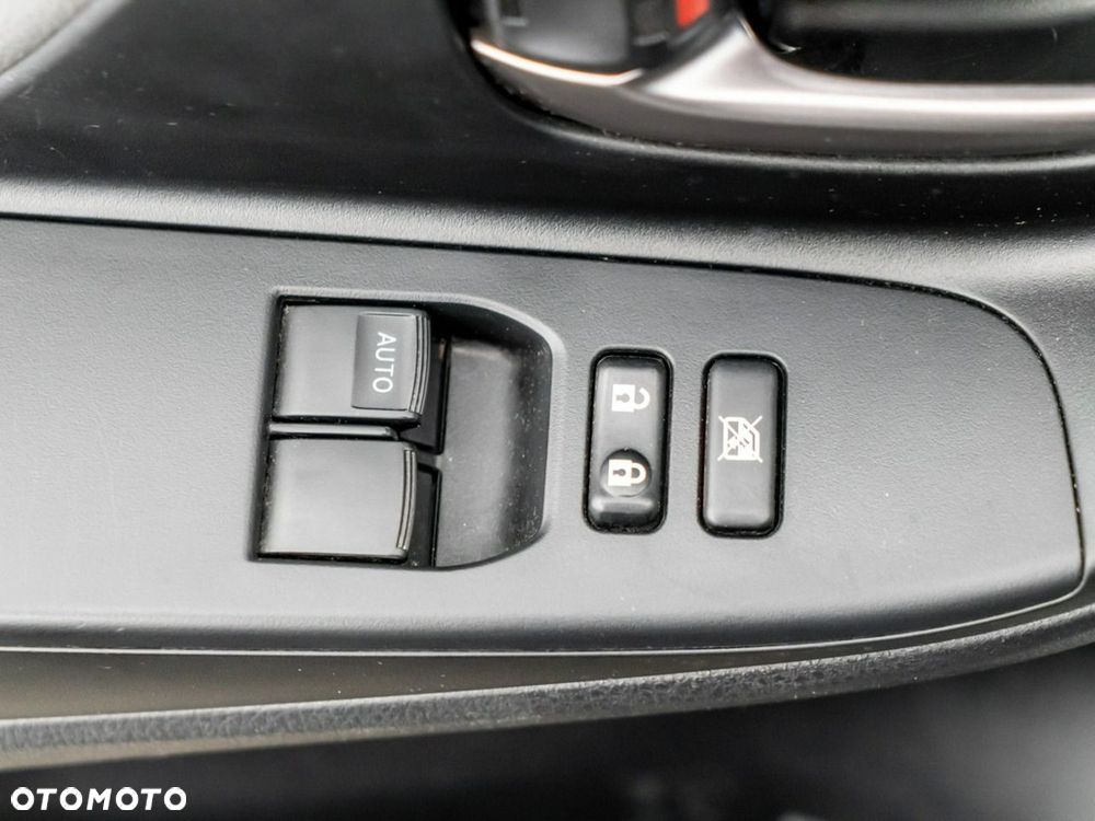 Toyota Yaris 1.0 Active EU6 - 15