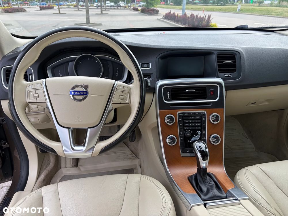 Volvo V60 D4 AWD Drive-E Summum - 12