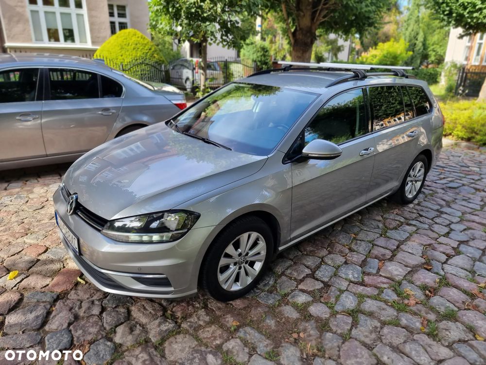 Volkswagen Golf 1.6 TDI BMT Comfortline - 1