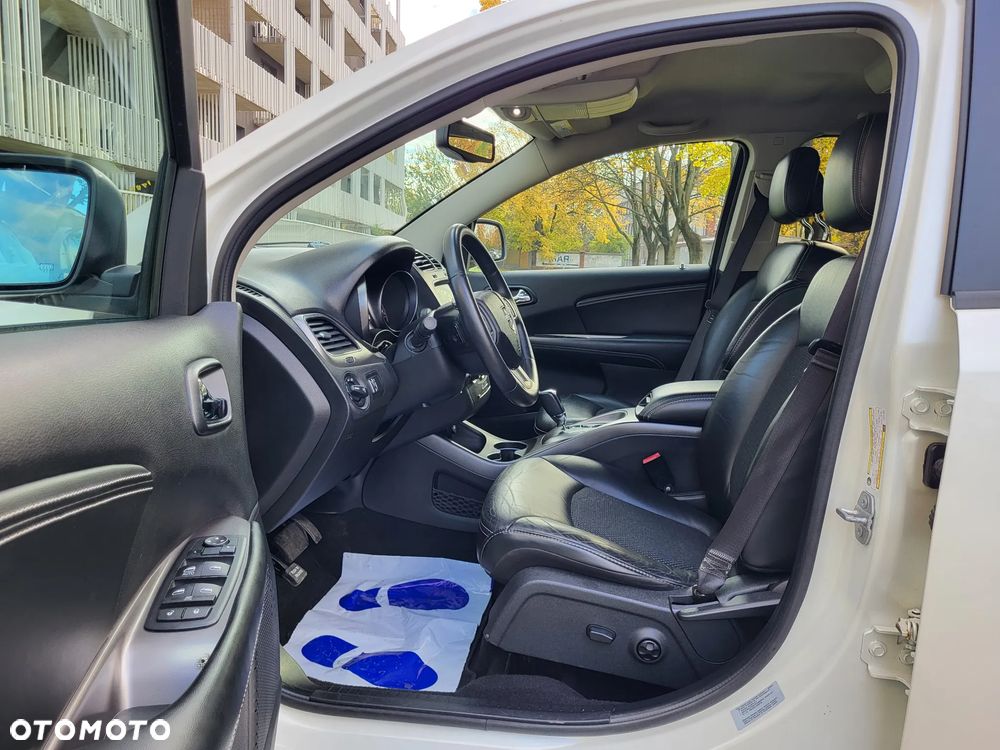 Dodge Journey - 4