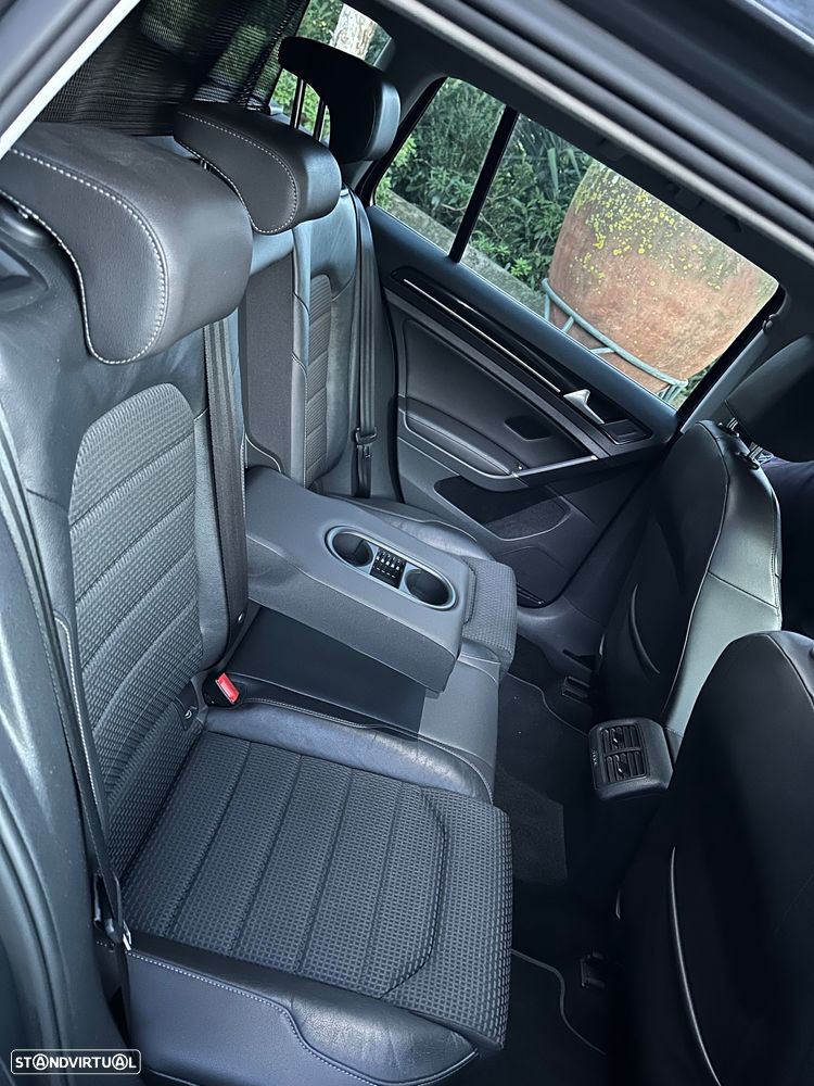 VW Golf Variant 2.0 TDi Confortline - 15