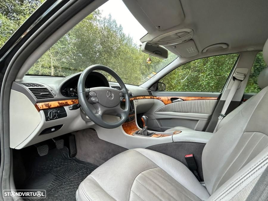 Mercedes-Benz E 220 CDi Elegance - 32